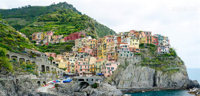 意大利十大旅游景点 意大利好玩的地方：满堂高足，熠熠生辉