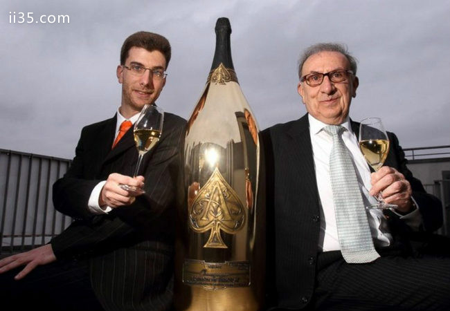 世界十大最昂贵的香槟 第一名价值一套别墅>>舒适一刻