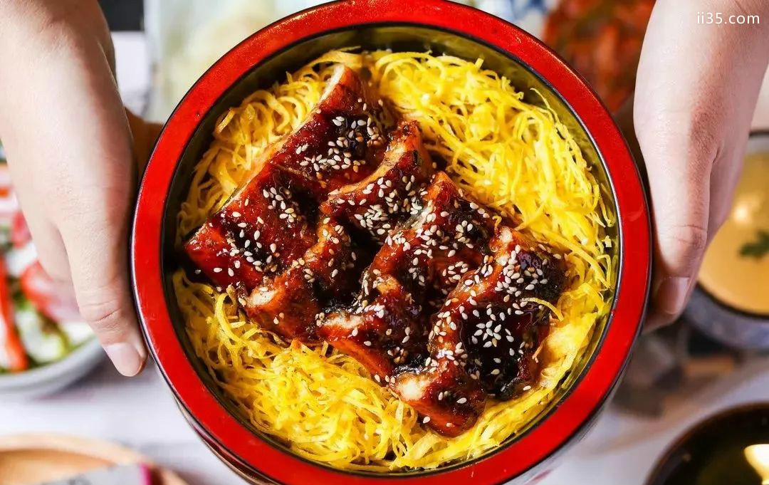 魔都上海最好吃的5家蟹黄面-快活享受，快活人生